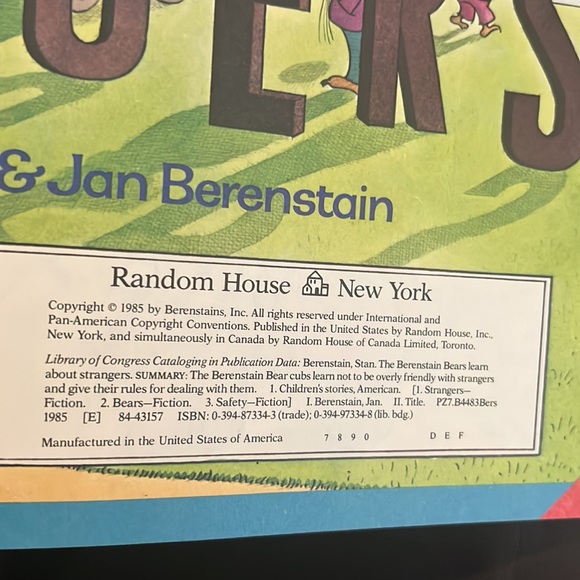 VTG 80s Berenstain Bears Books Learn about Strangers 🙌The Ghost of the forest - Picture 4 of 12